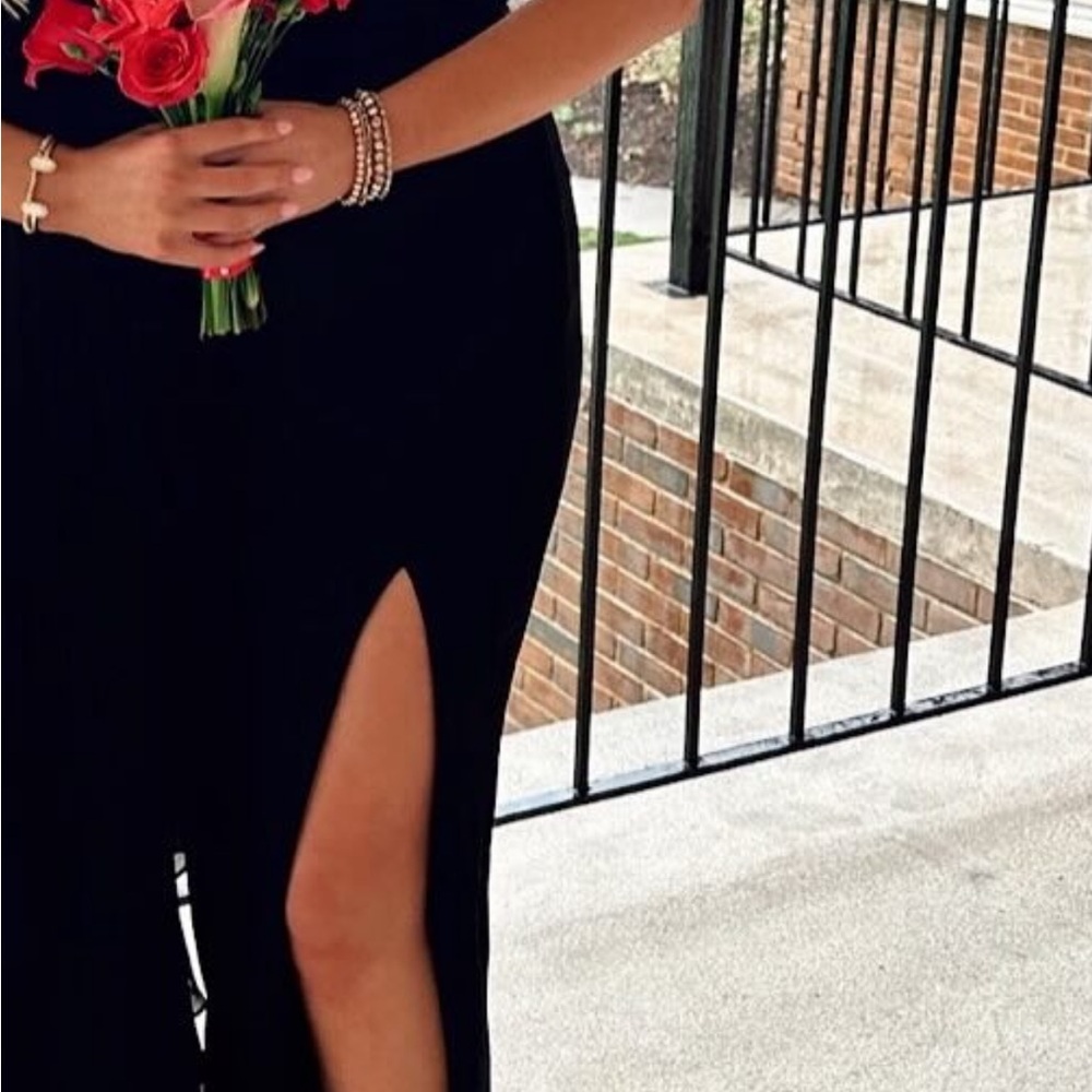 Women’s Black High-Slit Maxi Skirt